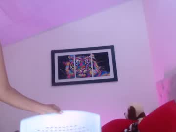 Leslyandika Chaturbate stream image from February 18, 2025