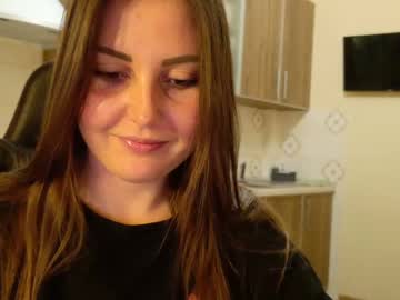 Masha_Queen Chaturbate stream image from February 18, 2025