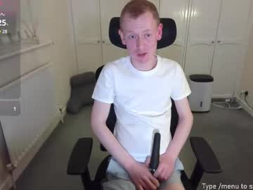 Ollysparks Chaturbate stream image from February 18, 2025