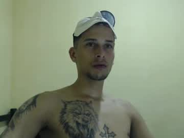 Carlossmi01 Chaturbate stream image from February 18, 2025