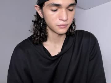 Halan_Jr Chaturbate stream image from February 18, 2025