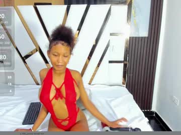 Litte_Ebony Chaturbate stream image from February 18, 2025