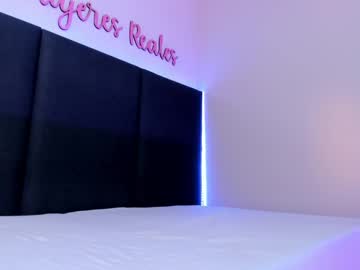 Sophieharris__ Chaturbate stream image from February 18, 2025