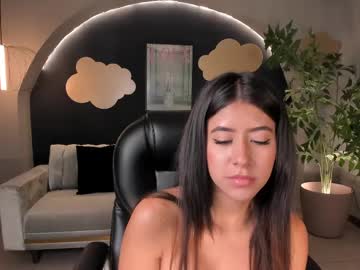 Sussanelliot Chaturbate stream image from February 18, 2025