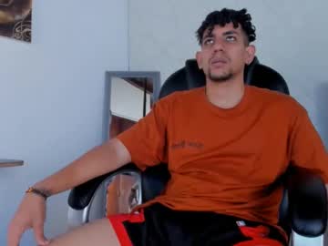Zoro_Davids Chaturbate stream image from February 18, 2025