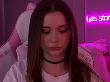 Dianabecker Chaturbate stream image from February 18, 2025