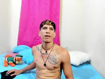Dustyn_Fox_ Chaturbate stream image from February 18, 2025