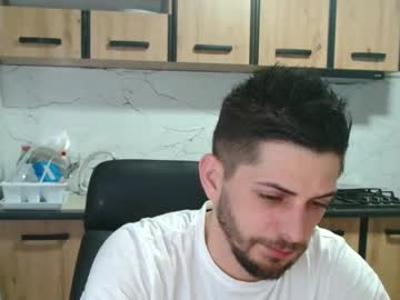 Followknight Chaturbate stream image from February 18, 2025