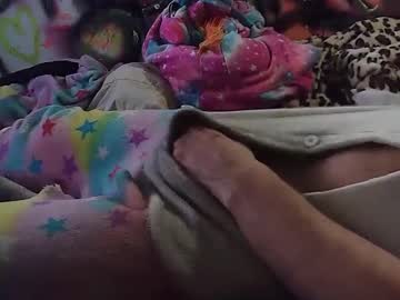 Foxikxxbb Chaturbate stream image from February 18, 2025