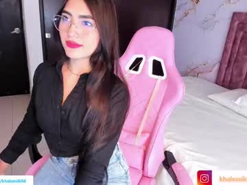 Zoe_Kravitz1 Chaturbate stream image from February 18, 2025