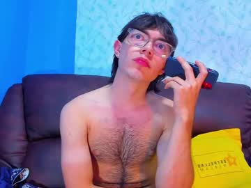 Andreww_Whitee Chaturbate stream image from February 18, 2025