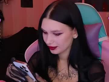 Mella_Freya Chaturbate stream image from February 18, 2025