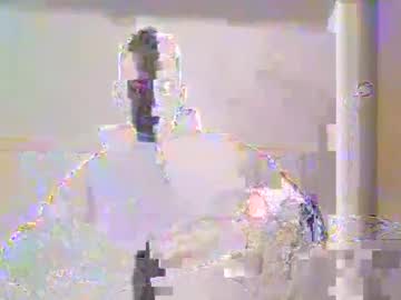 Gionnylove Chaturbate stream image from February 18, 2025