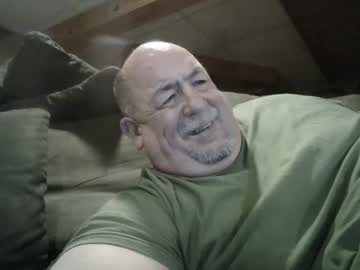 Hotandhornyxxx1 Chaturbate stream image from February 18, 2025