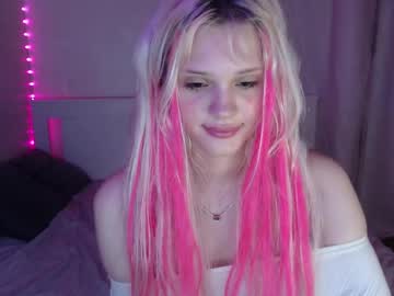 Kttyemiow__ Chaturbate stream image from February 18, 2025