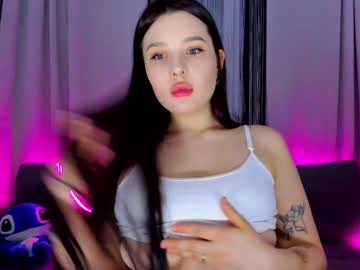 Lorrimoon Chaturbate stream image from February 19, 2025