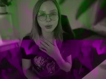 Space_Cassie Chaturbate stream image from February 19, 2025
