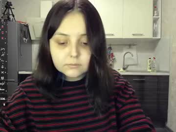 Tellmewhattoshallow Chaturbate stream image from February 19, 2025