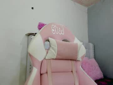 Alana_Ponse Chaturbate stream image from February 19, 2025