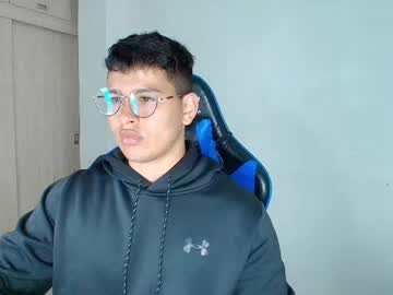 Dantraxx Chaturbate stream image from February 19, 2025