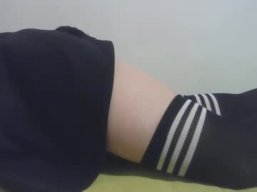 Femboneuwu Chaturbate stream image from February 19, 2025