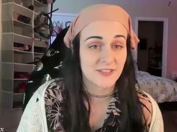 Ivyminxxx Chaturbate stream image from February 19, 2025