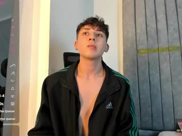 Oliveer_Scott Chaturbate stream image from February 19, 2025