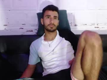 Theguyhot Chaturbate stream image from February 19, 2025