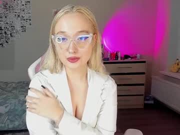 Cassie_Rosss Chaturbate stream image from February 19, 2025