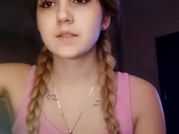 Eliafresh Chaturbate stream image from February 19, 2025