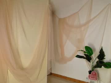 Maria_Petit Chaturbate stream image from February 19, 2025