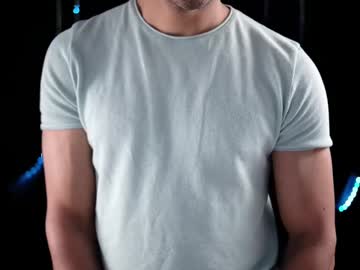 Xavierloyd2 Chaturbate stream image from February 19, 2025