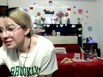 Dantedurox Chaturbate stream image from February 19, 2025