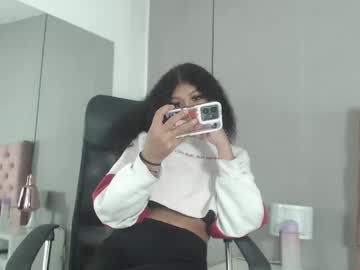 Samaragrey18 Chaturbate stream image from February 19, 2025