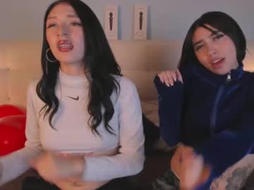 Violett__Moon Chaturbate stream image from February 19, 2025