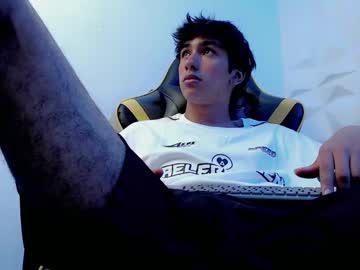 Jake_Tripp Chaturbate stream image from February 19, 2025
