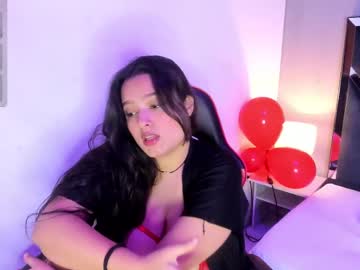 Liareeve Chaturbate stream image from February 19, 2025