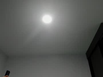 Oliverbennet Chaturbate stream image from February 19, 2025