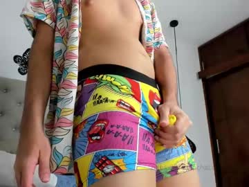 Lua_Bons Chaturbate stream image from February 19, 2025
