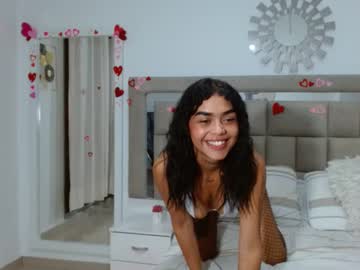 Salomeyrous Chaturbate stream image from February 19, 2025