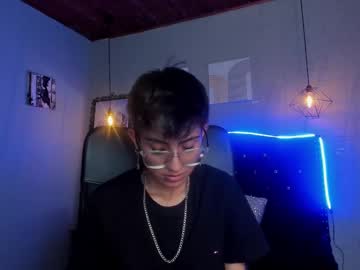 Valery_Vacarelli Chaturbate stream image from February 19, 2025