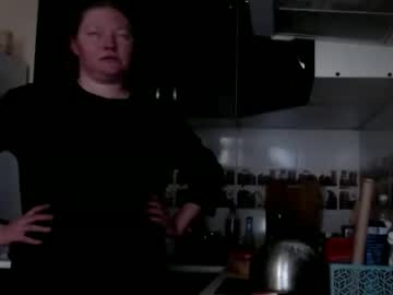 Alicekatanaq Chaturbate stream image from February 19, 2025