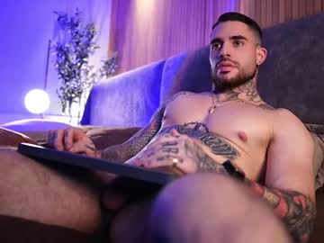 Dominic_Sullivan1 Chaturbate stream image from February 19, 2025