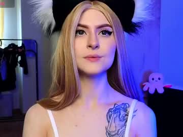 Emimiy Chaturbate stream image from February 19, 2025