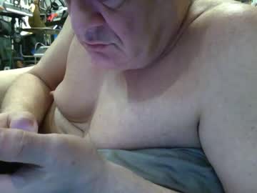 Fignutz Chaturbate stream image from February 19, 2025