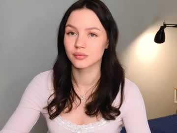 Ksyushy Chaturbate stream image from February 19, 2025