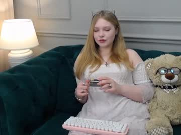 Lory_Doll Chaturbate stream image from February 19, 2025