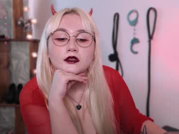 Babylon_Virgn Chaturbate stream image from February 19, 2025