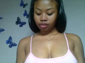 Nasy2205 Chaturbate stream image from February 19, 2025