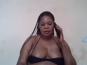 Sexydove2 Chaturbate stream image from February 19, 2025